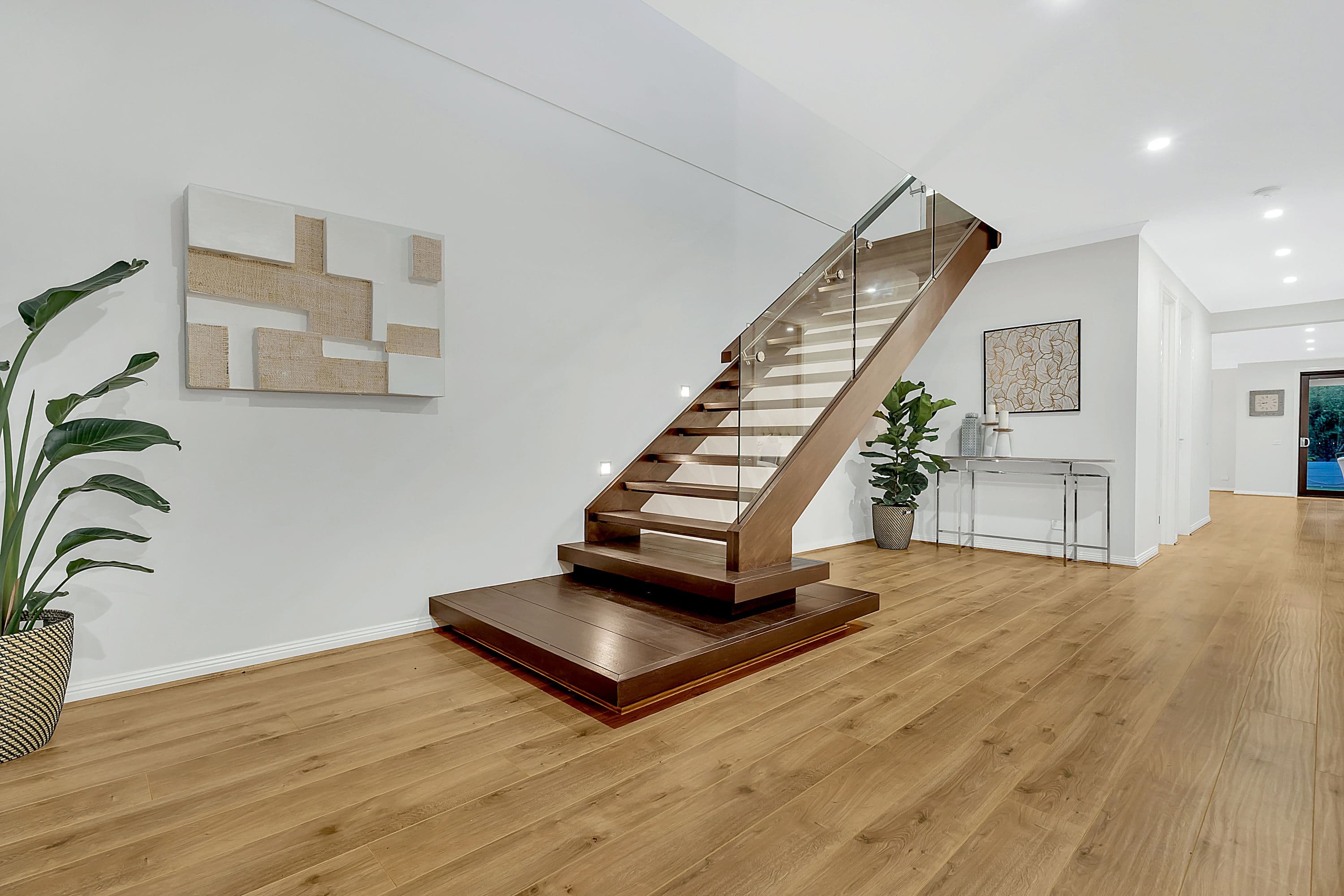 4 Hamersley Road, Craigieburn VIC 3064, Craigieburn - Thumbnail 4