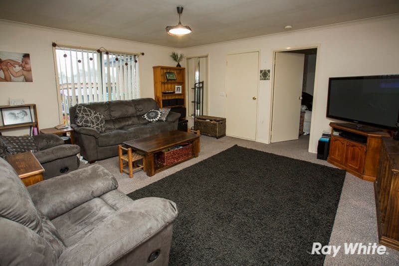 44 Murphy Road, PAKENHAM VIC 3810, Pakenham - Thumbnail 2