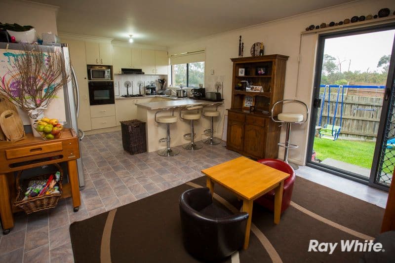 44 Murphy Road, PAKENHAM VIC 3810, Pakenham - Thumbnail 3