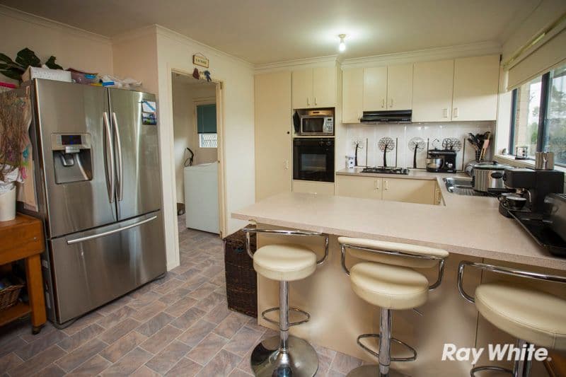44 Murphy Road, PAKENHAM VIC 3810, Pakenham - Thumbnail 4