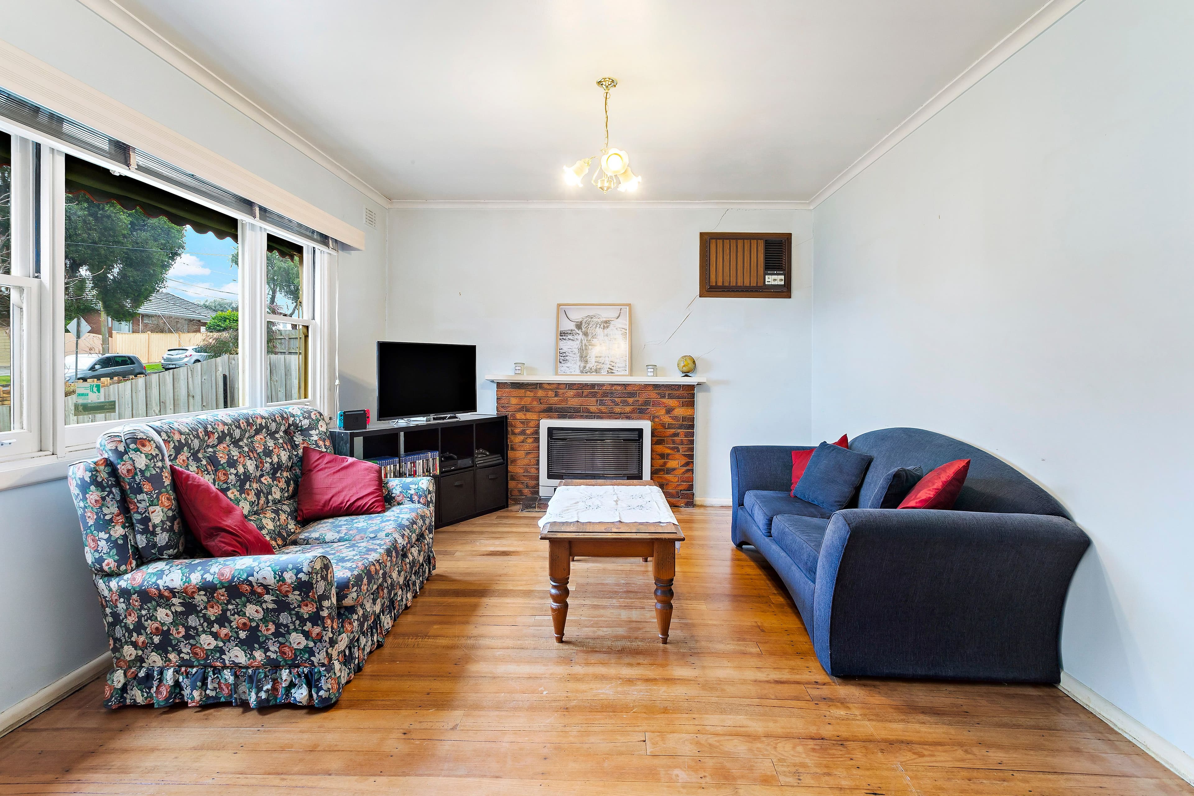 28 Elora Road, Oakleigh South VIC 3167, Oakleigh South - Thumbnail 2