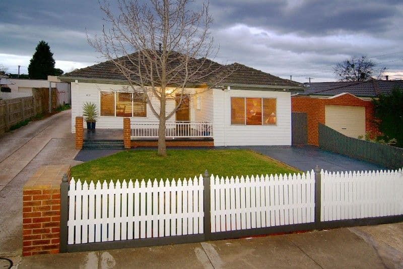 20A Bradshaw Street, KINGSBURY VIC 3083, Kingsbury - Image 1