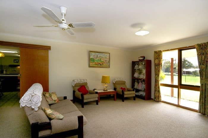 19 Peel Road, INVERLEIGH VIC 3321, Inverleigh - Thumbnail 5