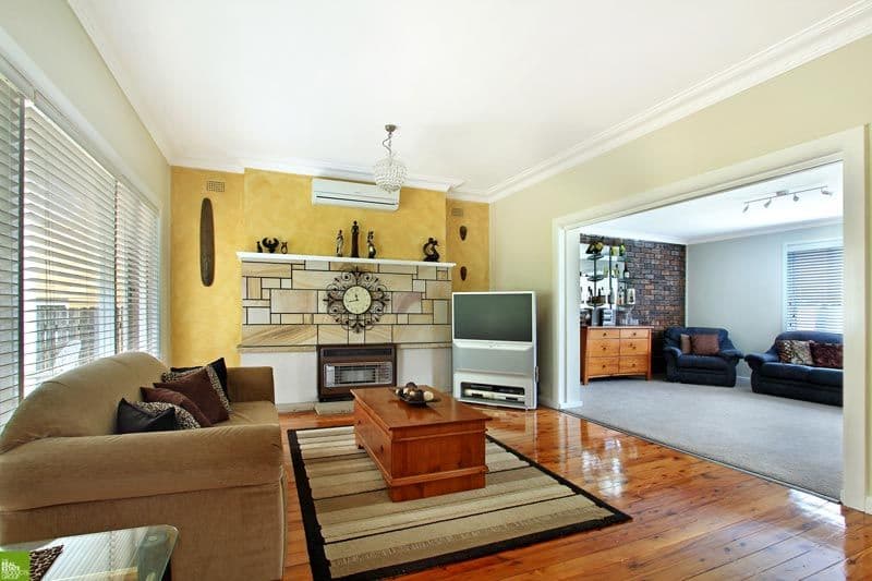 88 Dumfries Avenue, MOUNT OUSLEY NSW 2519, Mount Ousley - Thumbnail 2