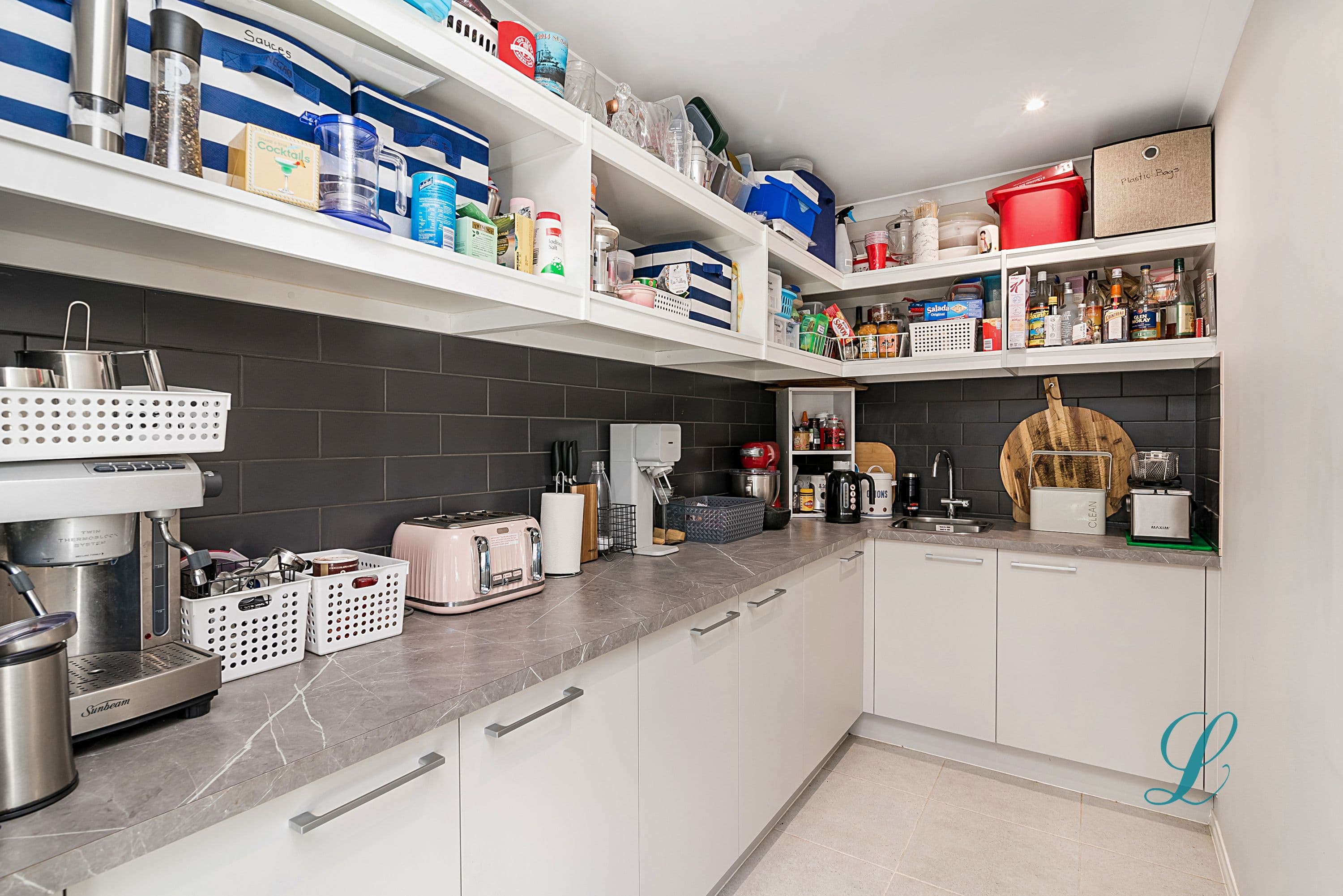 17 Bannon Avenue, Sunbury VIC 3429, Sunbury - Thumbnail 4