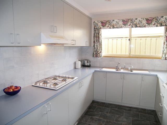 3 Hillier Court, Andrews Farm SA 5114, Andrews Farm - Thumbnail 2