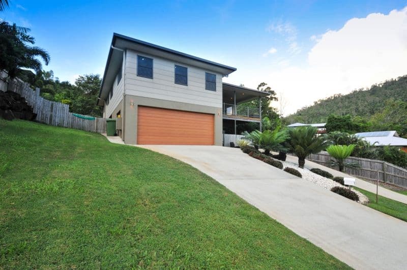 57 Country Road, CANNONVALE QLD 4802, Cannonvale - Image 1