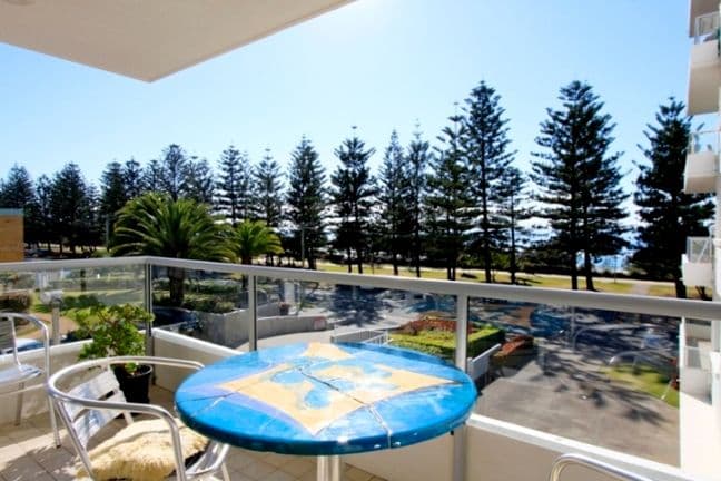 166 The Esplanade, BURLEIGH HEADS QLD 4220, Burleigh Heads - Thumbnail 2