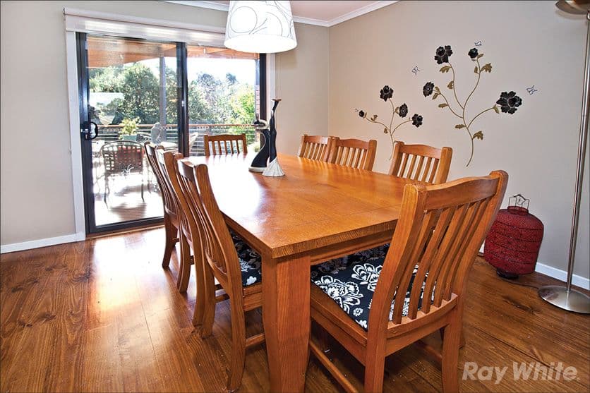 14 Maldon Court, WHEELERS HILL VIC 3150, Wheelers Hill - Thumbnail 3