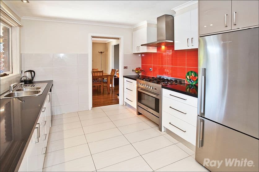 14 Maldon Court, WHEELERS HILL VIC 3150, Wheelers Hill - Thumbnail 5
