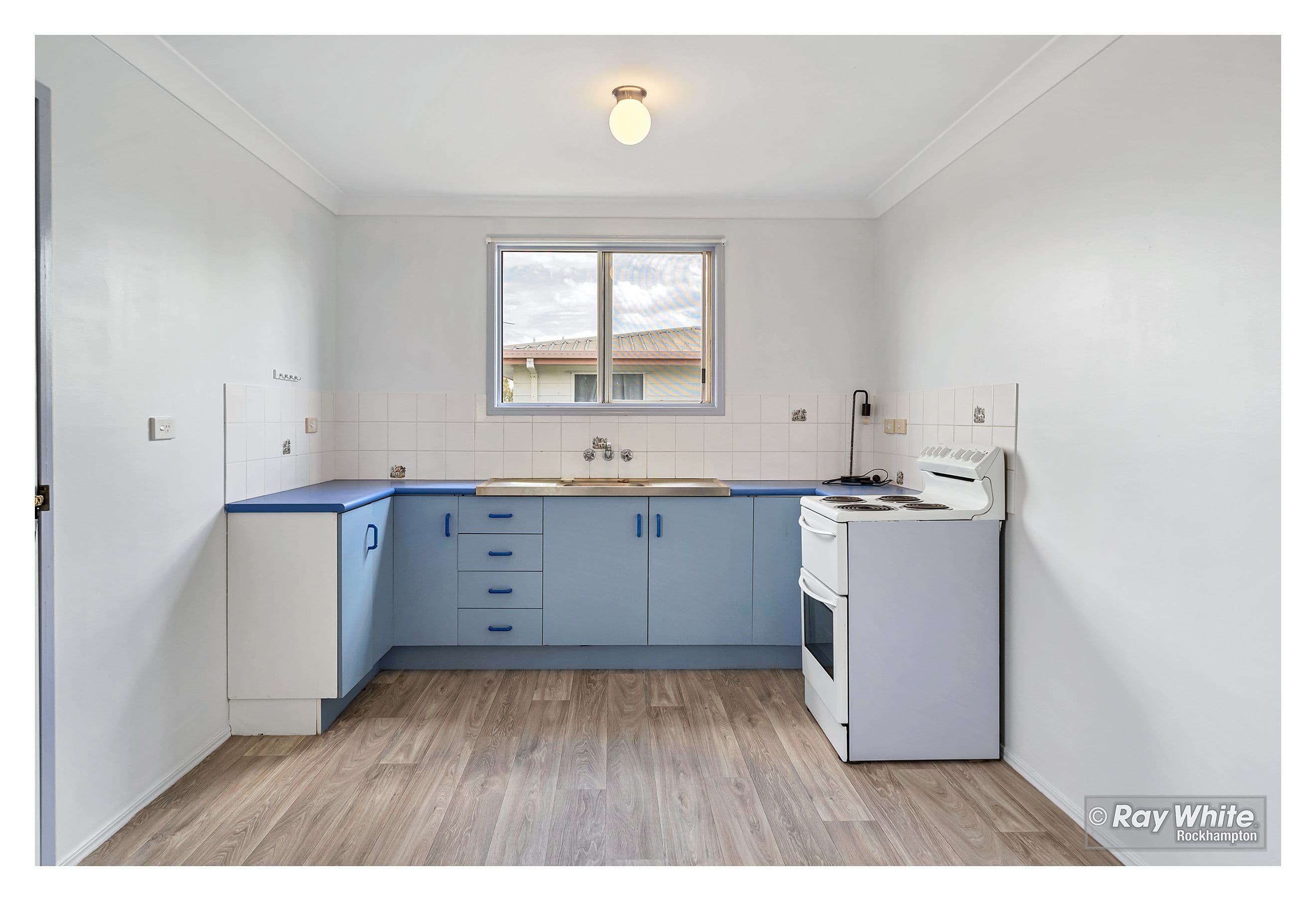 33 Cowan Street, Gracemere QLD 4702, Gracemere - Thumbnail 2