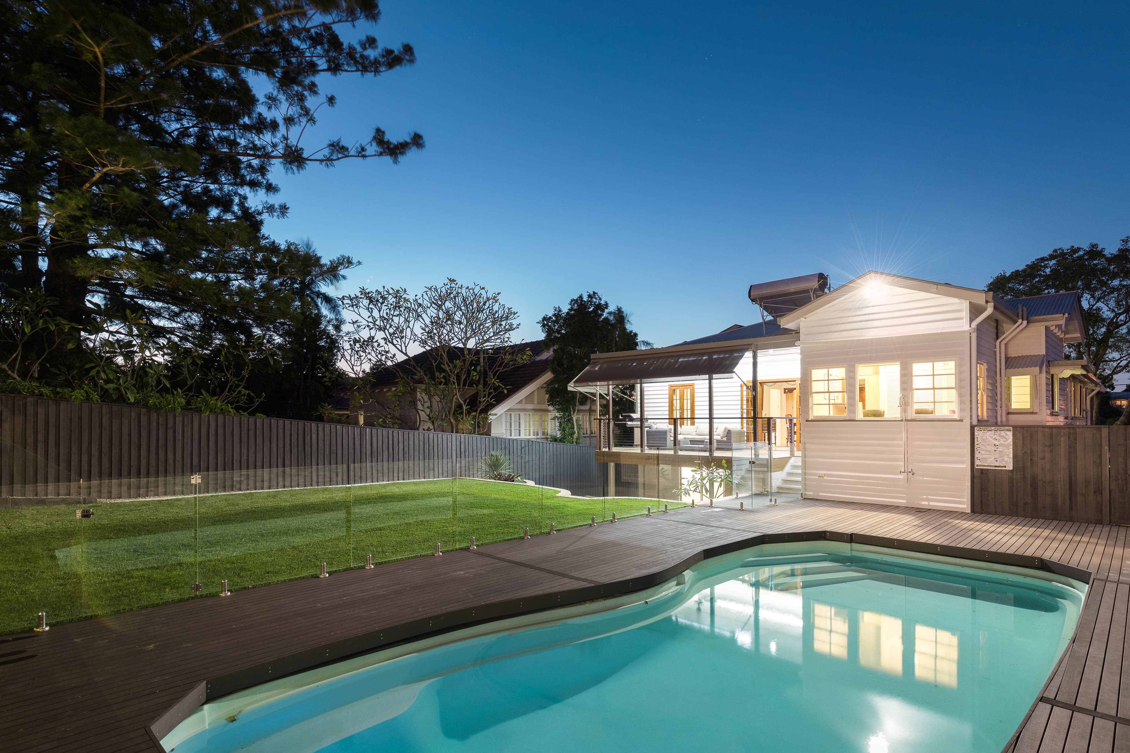 31 Donald Street, Camp Hill QLD 4152, Camp Hill - Thumbnail 2