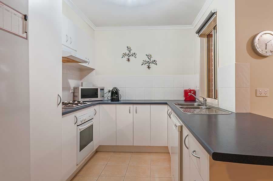 14 Hamilton Hume Parade, Craigieburn VIC 3064, Craigieburn - Thumbnail 2