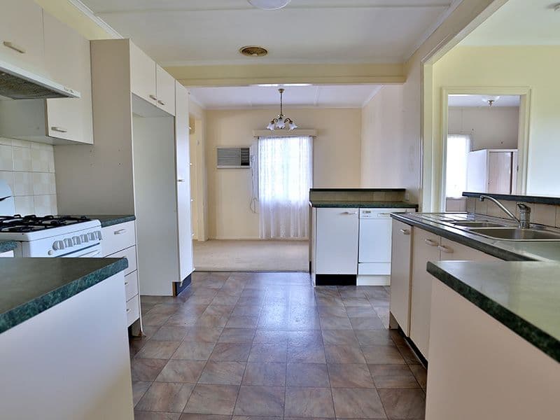 35 Trouts Road, Everton Park QLD 4053, Everton Park - Thumbnail 2