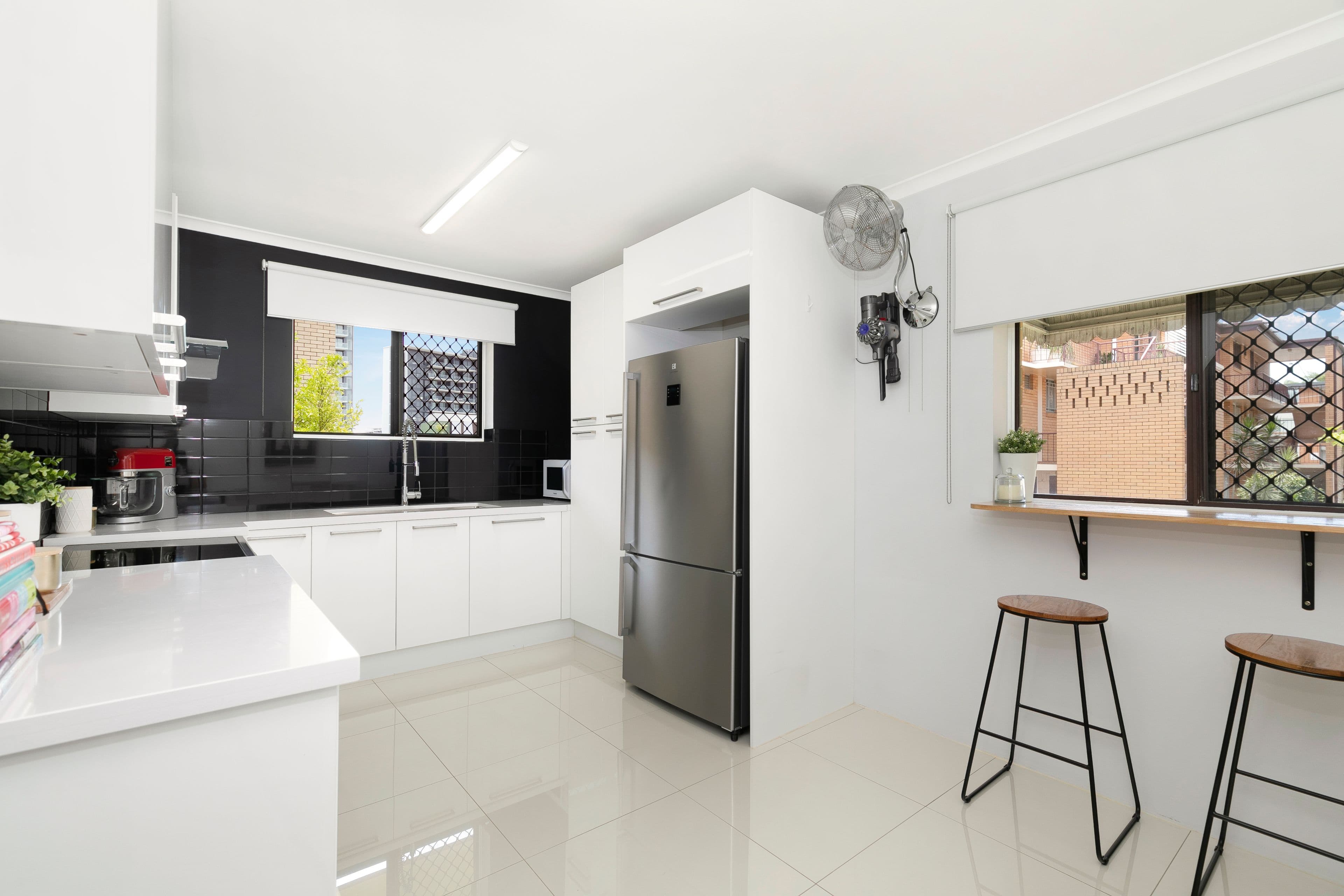 16 Mansfield Street, Coorparoo QLD 4151, Coorparoo - Thumbnail 4