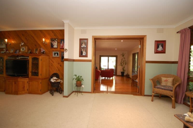 10 Nekla Street, MOUNT EVELYN VIC 3796, Mount Evelyn - Thumbnail 4