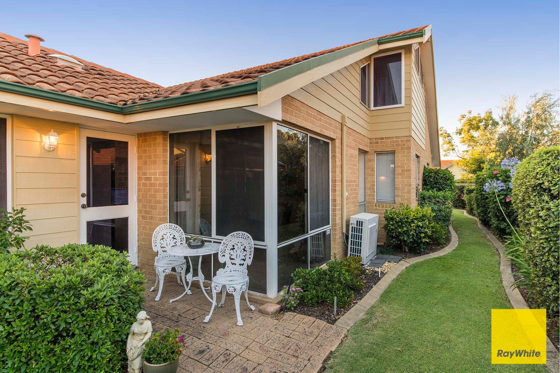 2 Rolls Court, Canning Vale WA 6155, Canning Vale - Thumbnail 4