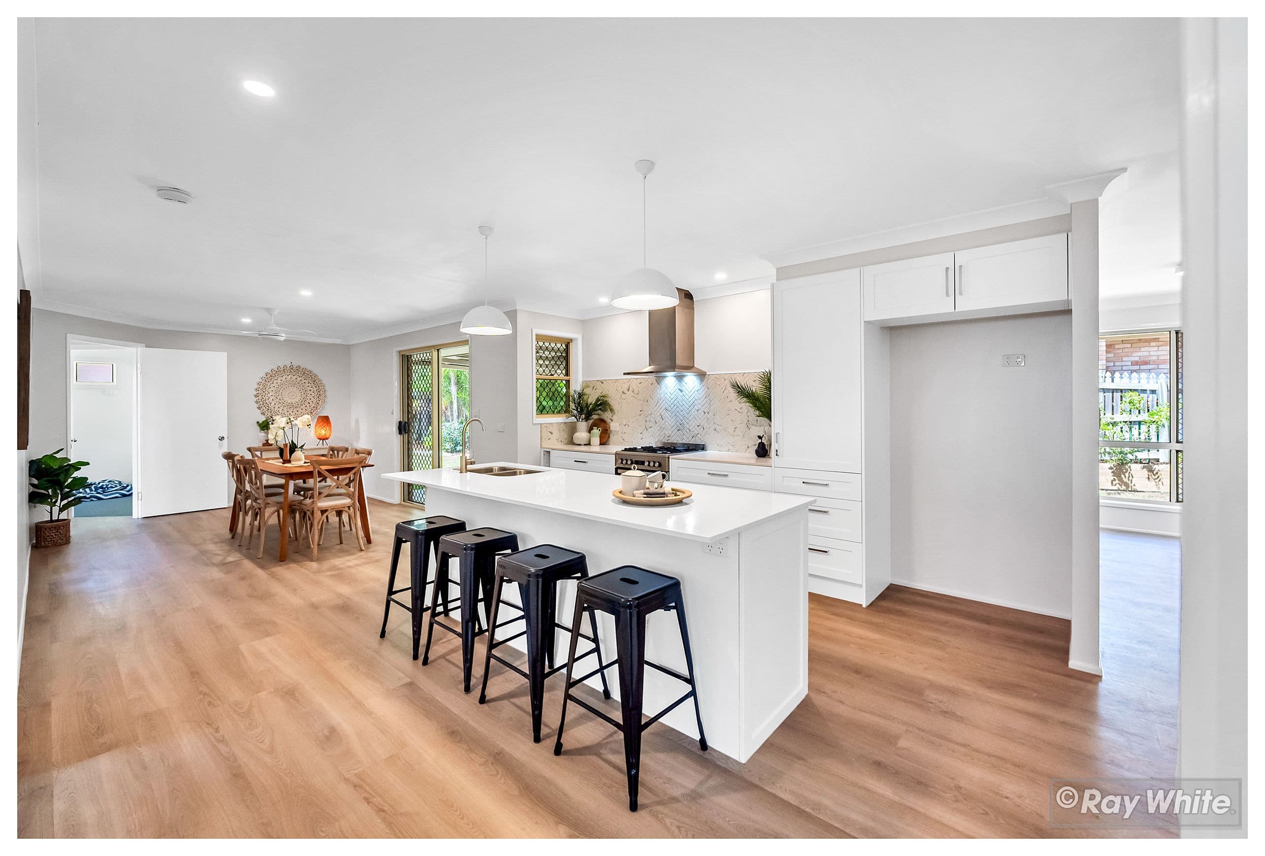 11 Mahogany Street, Norman Gardens QLD 4701, Norman Gardens - Thumbnail 2