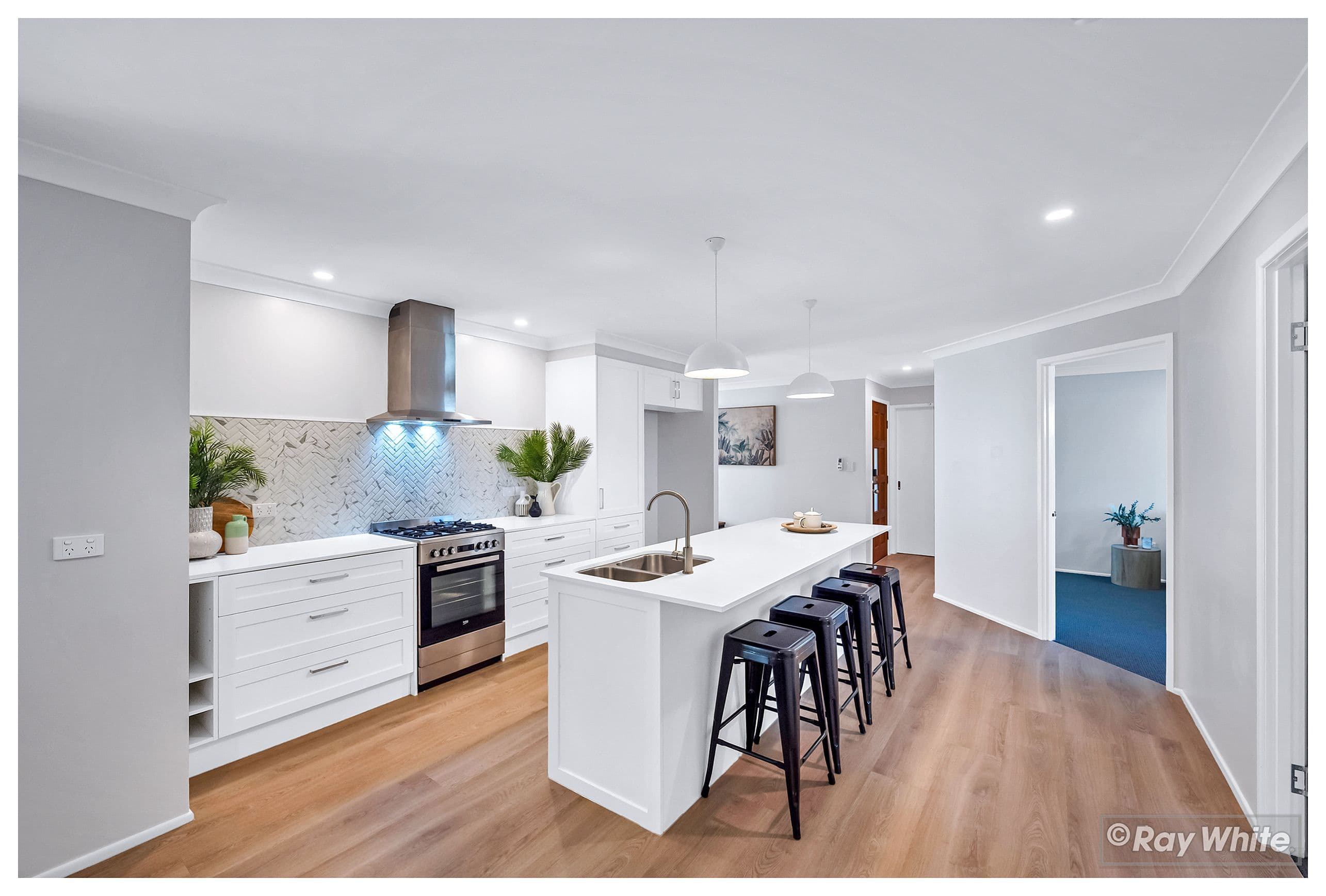 11 Mahogany Street, Norman Gardens QLD 4701, Norman Gardens - Thumbnail 3
