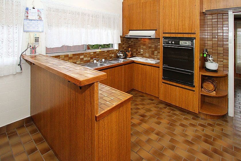 2 West Court, Lalor VIC 3075, Lalor - Thumbnail 2