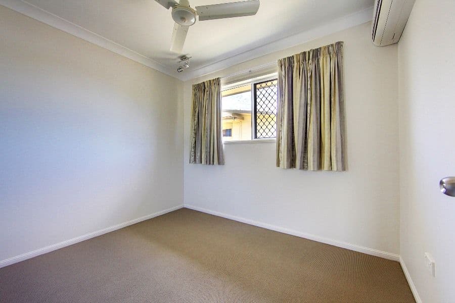 37 Lindsay Street, ROSSLEA QLD 4812, Rosslea - Thumbnail 6