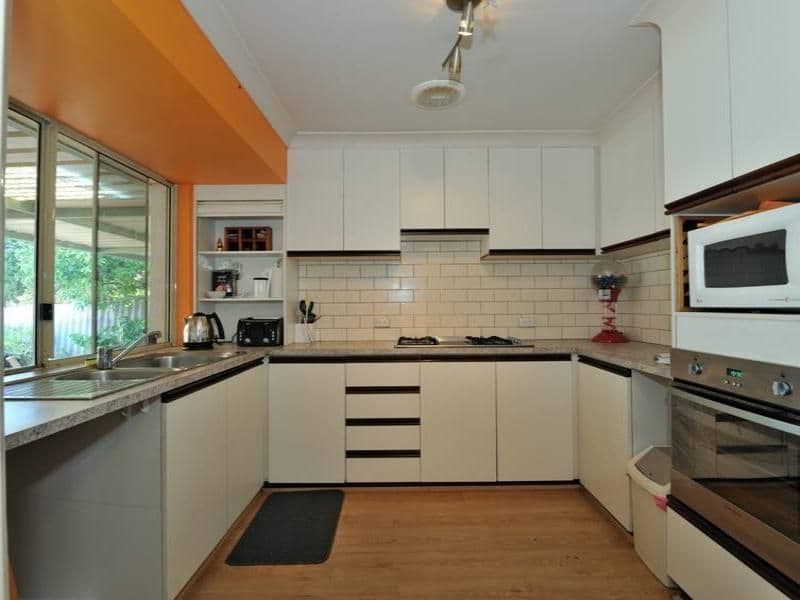 36 Bates Way, WARNBRO WA 6169, Warnbro - Thumbnail 4