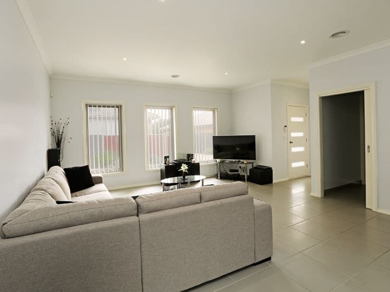 17 Curtin Street, Bell Park VIC 3215, Bell Park - Thumbnail 2