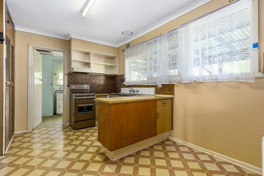 3 Deakin Street, Mitcham VIC 3132, Mitcham - Thumbnail 3