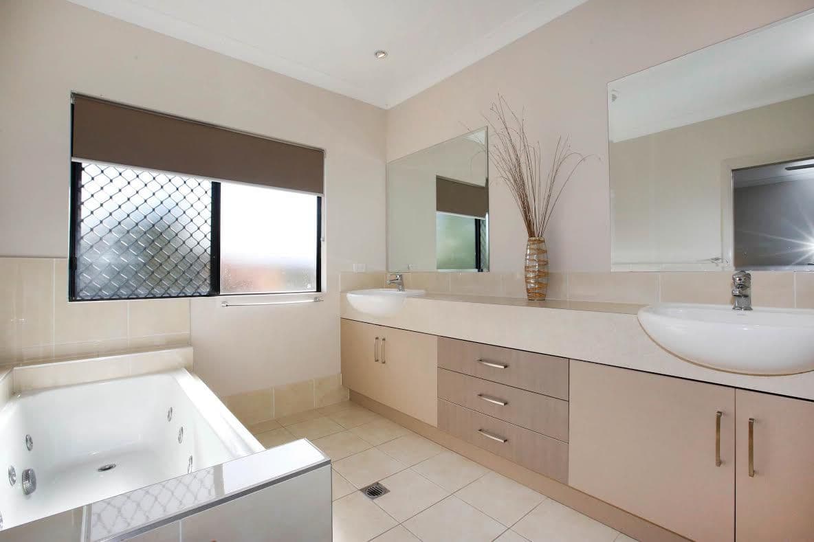 21 Knox Court, MOUNT LOUISA QLD 4814, Mount Louisa - Thumbnail 7