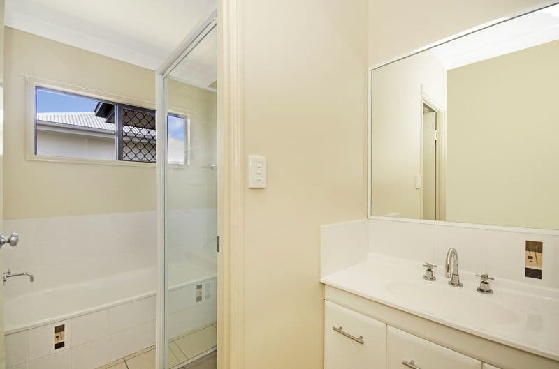 49 Anchorage Circuit, BUSHLAND BEACH QLD 4818, Bushland Beach - Thumbnail 6