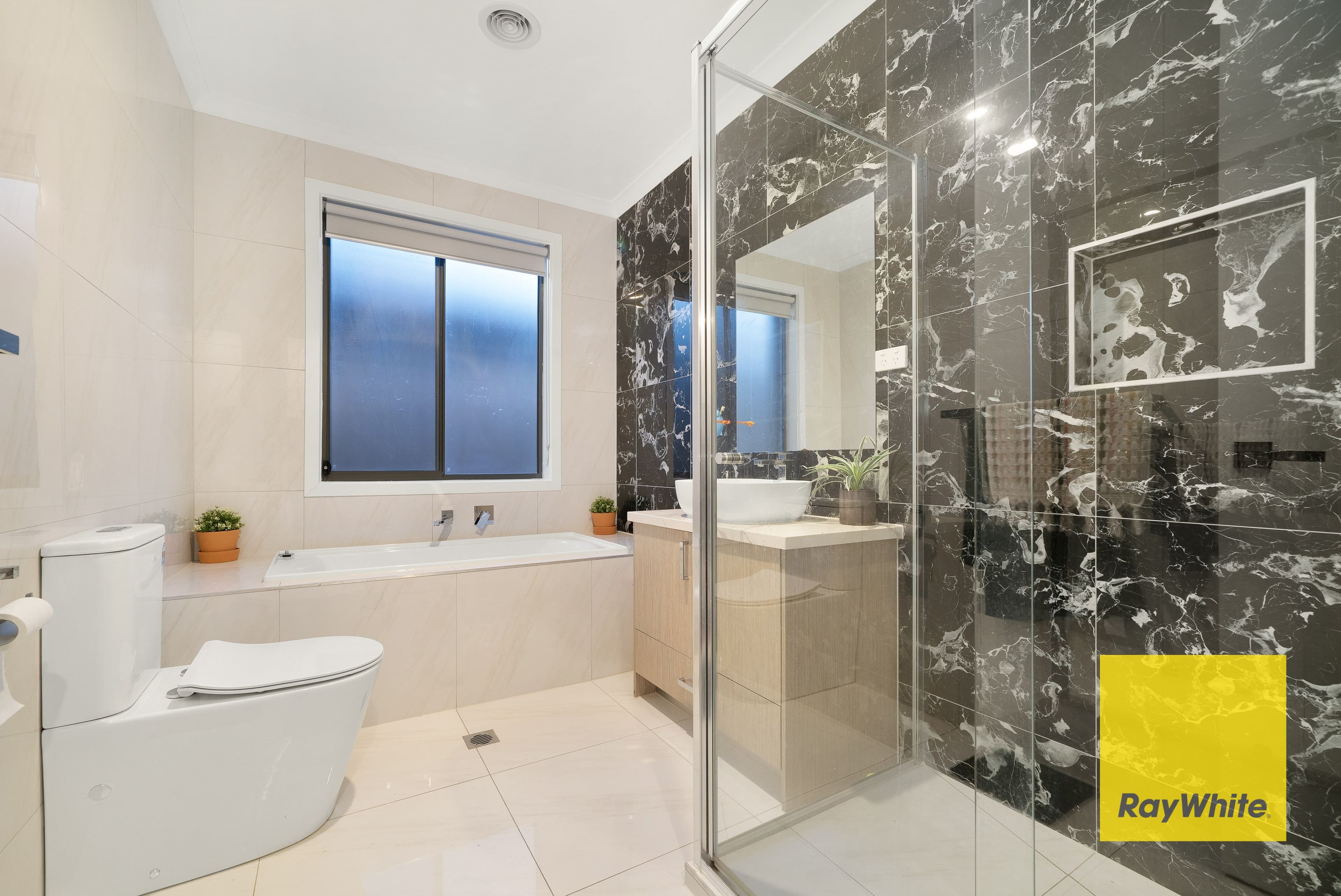 12 Khan Street, Rockbank VIC 3335, Rockbank - Thumbnail 6