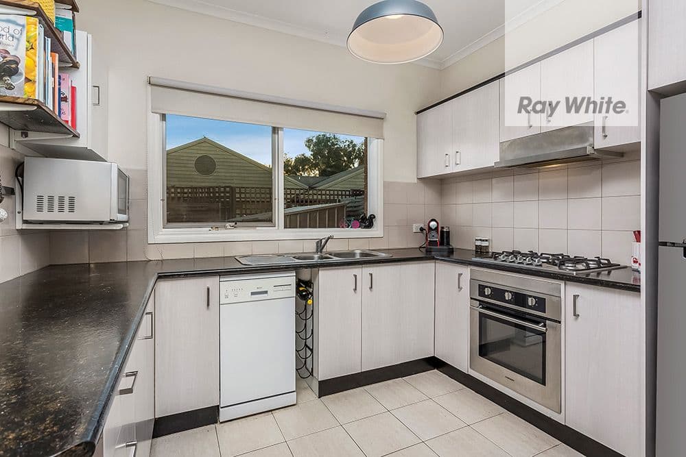 23 Mulholland Crescent, Grovedale, Grovedale - Thumbnail 5