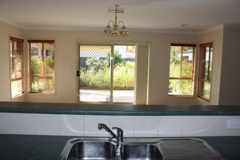 68 hermitage Drive, COROWA NSW 2646, Corowa - Thumbnail 8