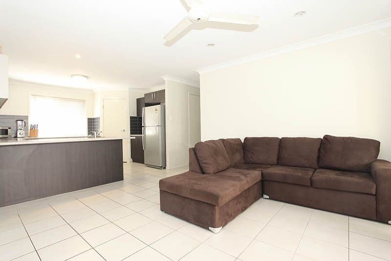 19 Lucy Street, MARSDEN QLD 4132, Marsden - Thumbnail 3