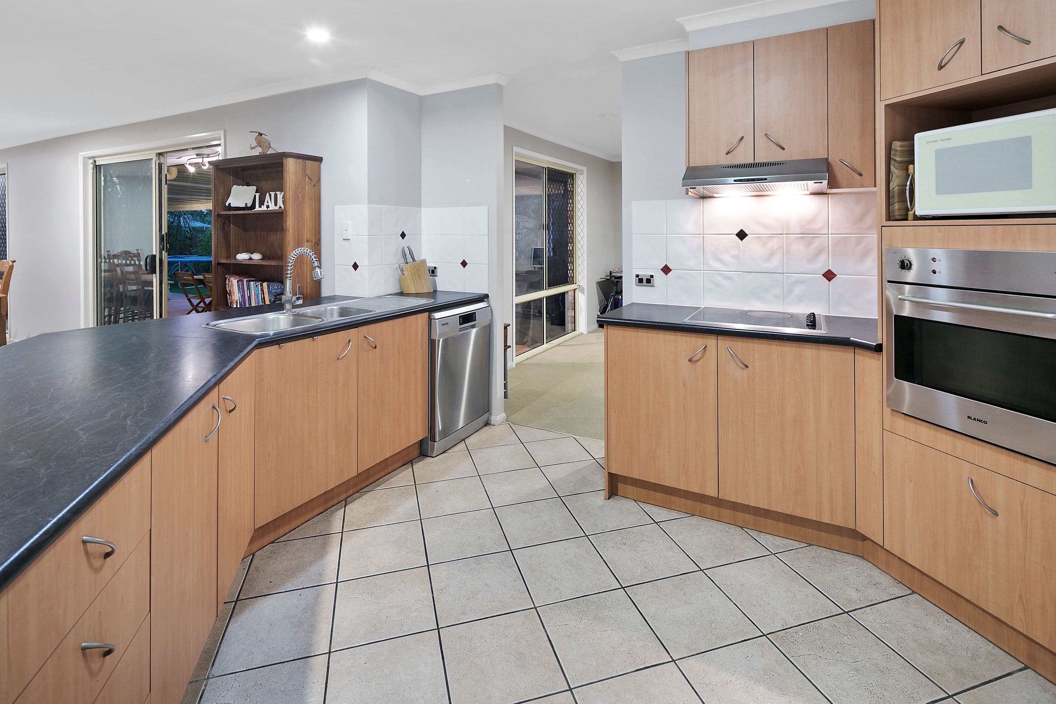 32 Onkaparinga Drive, Old Noarlunga - Thumbnail 6
