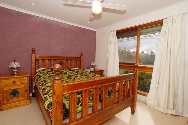 50 Nicklaus Drive, HOPPERS CROSSING VIC 3029, Hoppers Crossing - Thumbnail 6