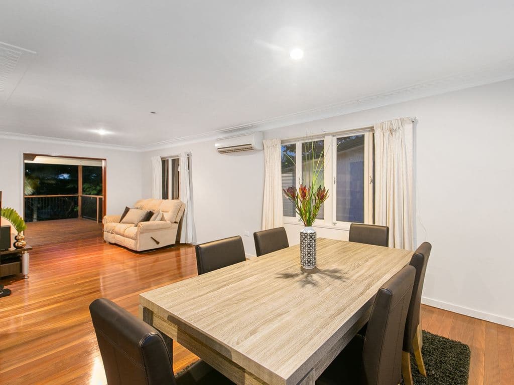 11 Oatland Crescent, Holland Park West QLD 4121, Holland Park West - Thumbnail 4