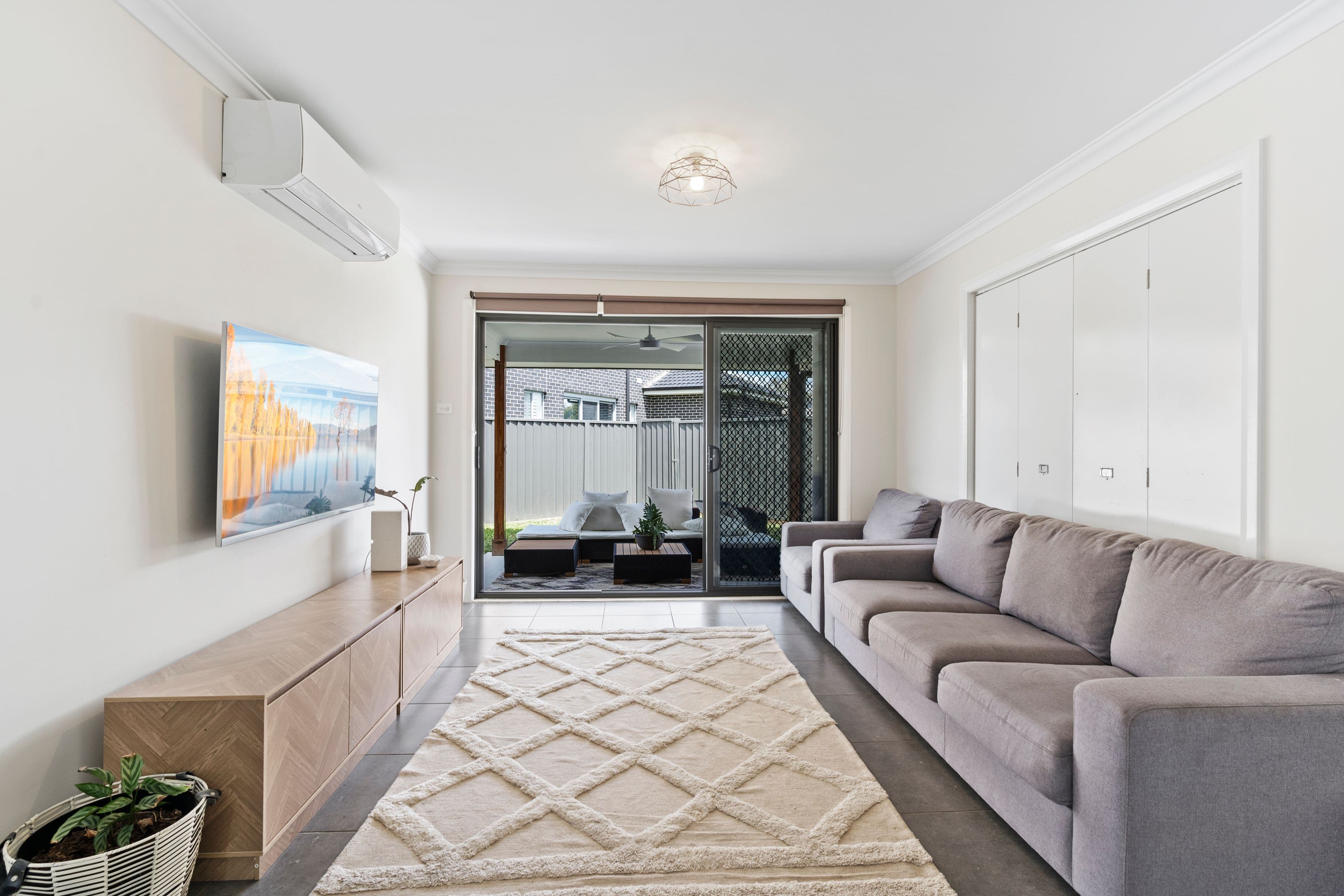 9 Coral Flame Circuit, Gregory Hills NSW 2557, Gregory Hills - Thumbnail 6