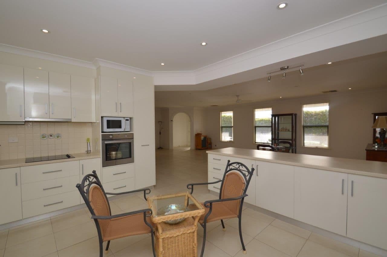 2/175 Cummins Street, Broken Hill NSW 2880, Broken Hill - Thumbnail 4
