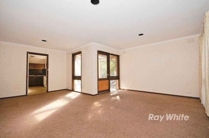 68 Amesbury Avenue, WANTIRNA VIC 3152, Wantirna - Thumbnail 2
