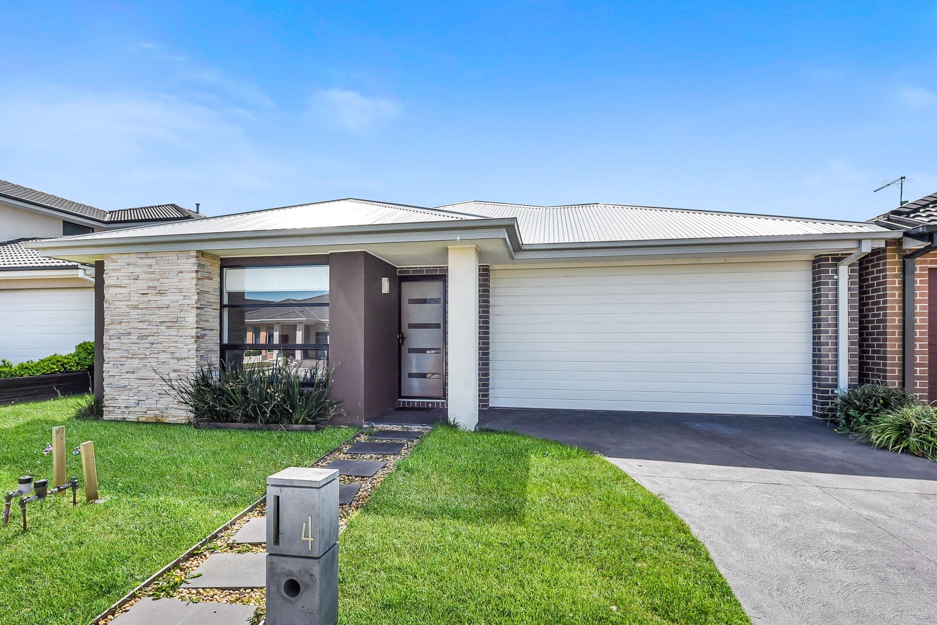 4 Chagall Parade, Clyde North VIC 3978, Clyde North - Image 1
