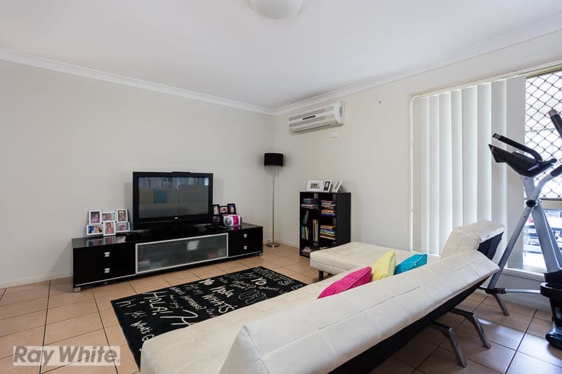 41 Bowley Street, Pacific Pines QLD 4211, Pacific Pines - Thumbnail 7