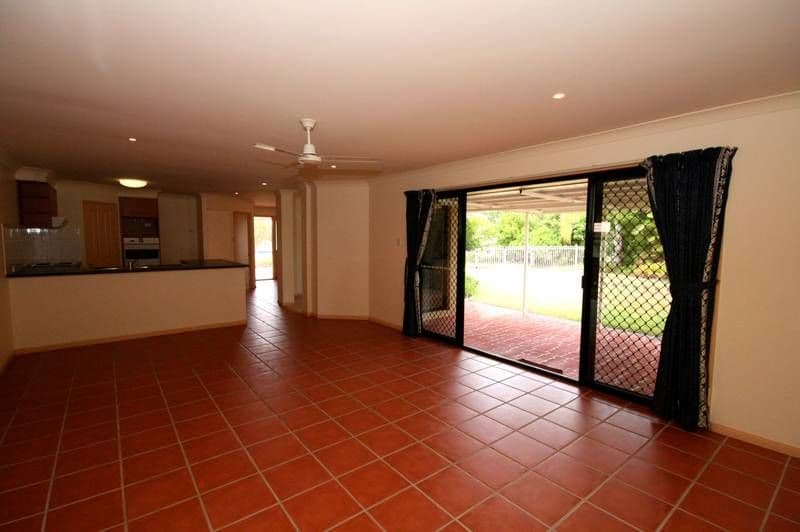 20 Campion Drive, NORTH LAKES QLD 4509, North Lakes - Thumbnail 6