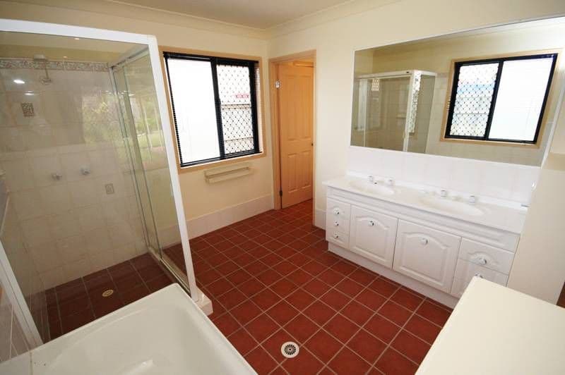 20 Campion Drive, NORTH LAKES QLD 4509, North Lakes - Thumbnail 8