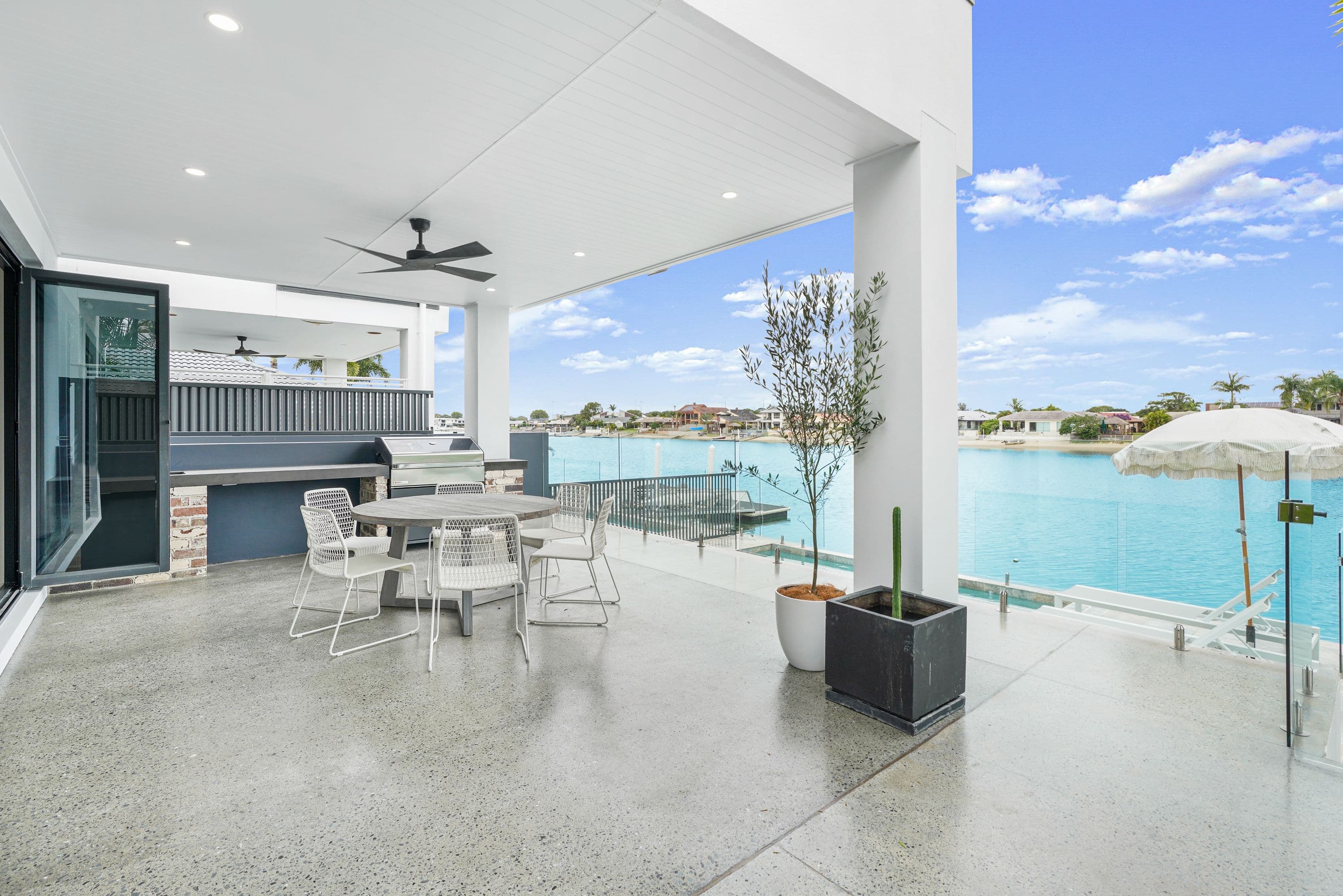9 Diplacus Drive, Palm Beach QLD 4221, Palm Beach - Thumbnail 2