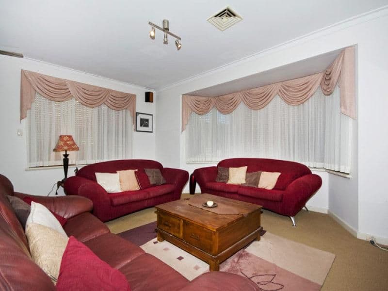 7 Blamire Road, KALAMUNDA WA 6076, Kalamunda - Thumbnail 3