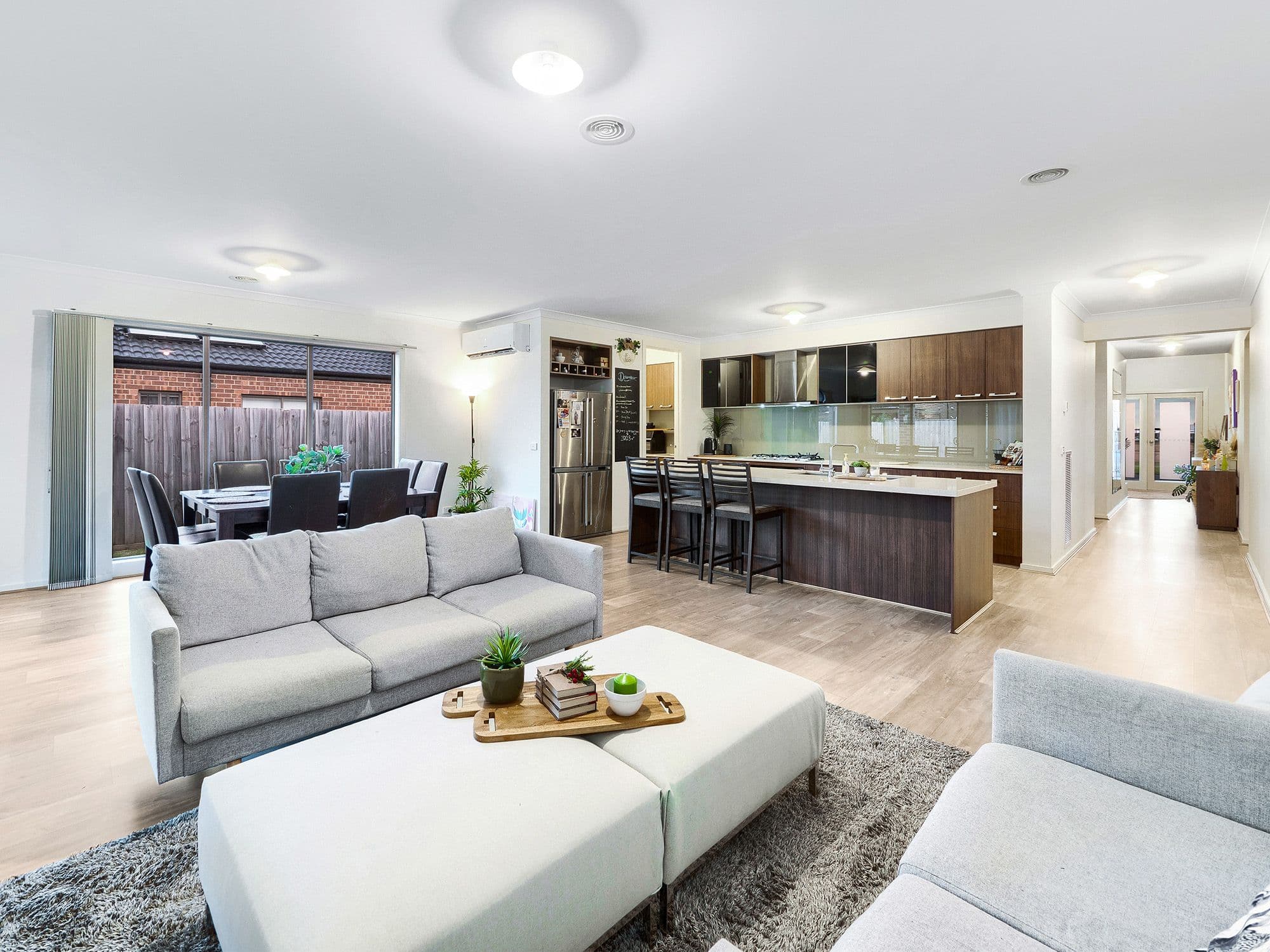 196 Alisma Boulevard, Cranbourne North VIC 3977, Cranbourne North - Thumbnail 2