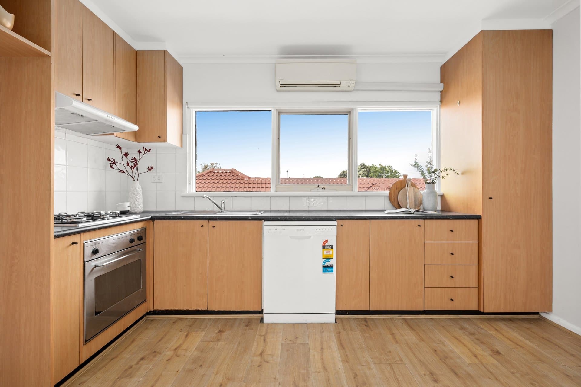 11/13 Wattle Avenue, Glen Huntly - Thumbnail 2