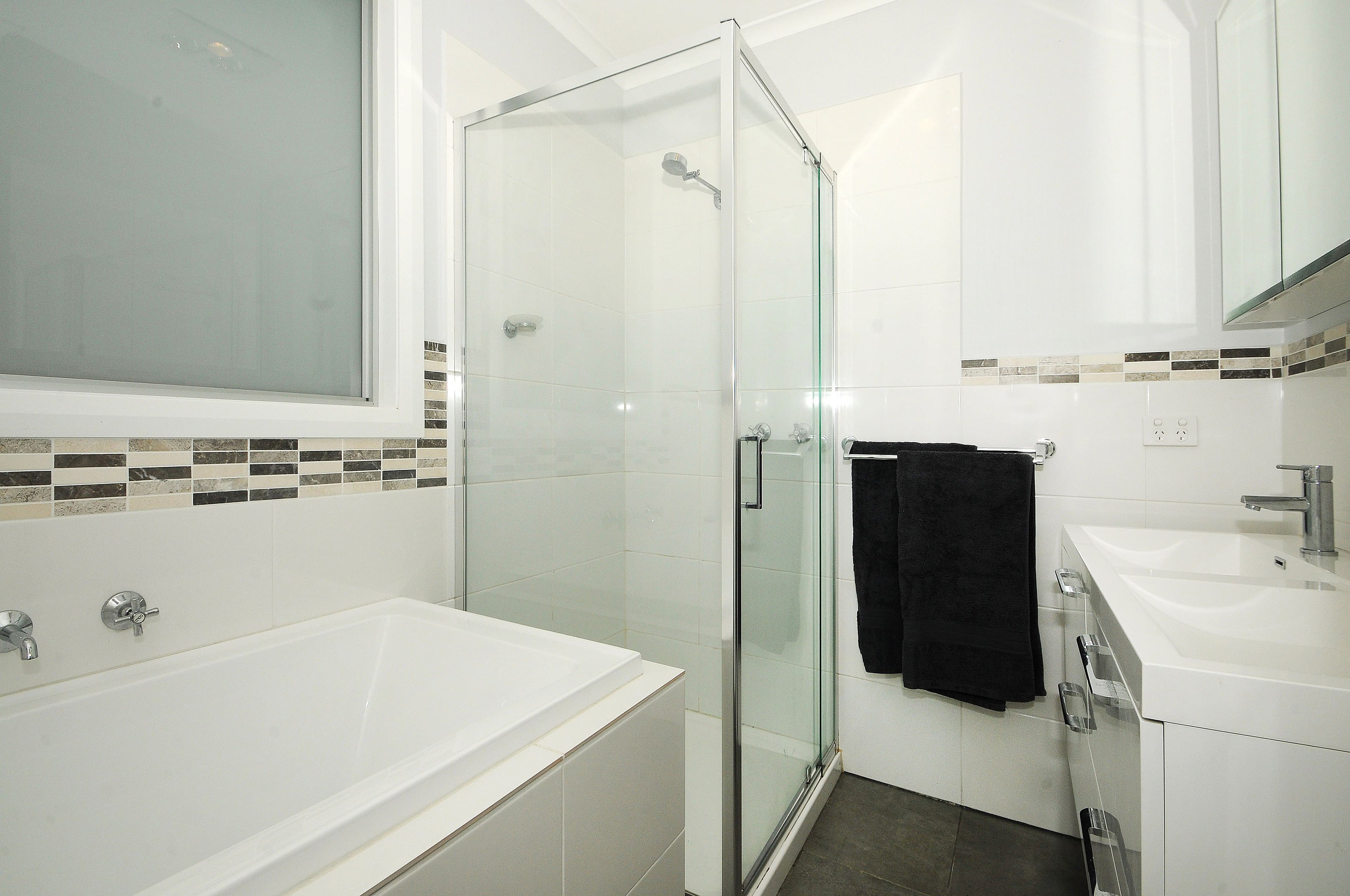 40 Rosemary Crescent, Frankston North VIC 3200, Frankston North - Thumbnail 4