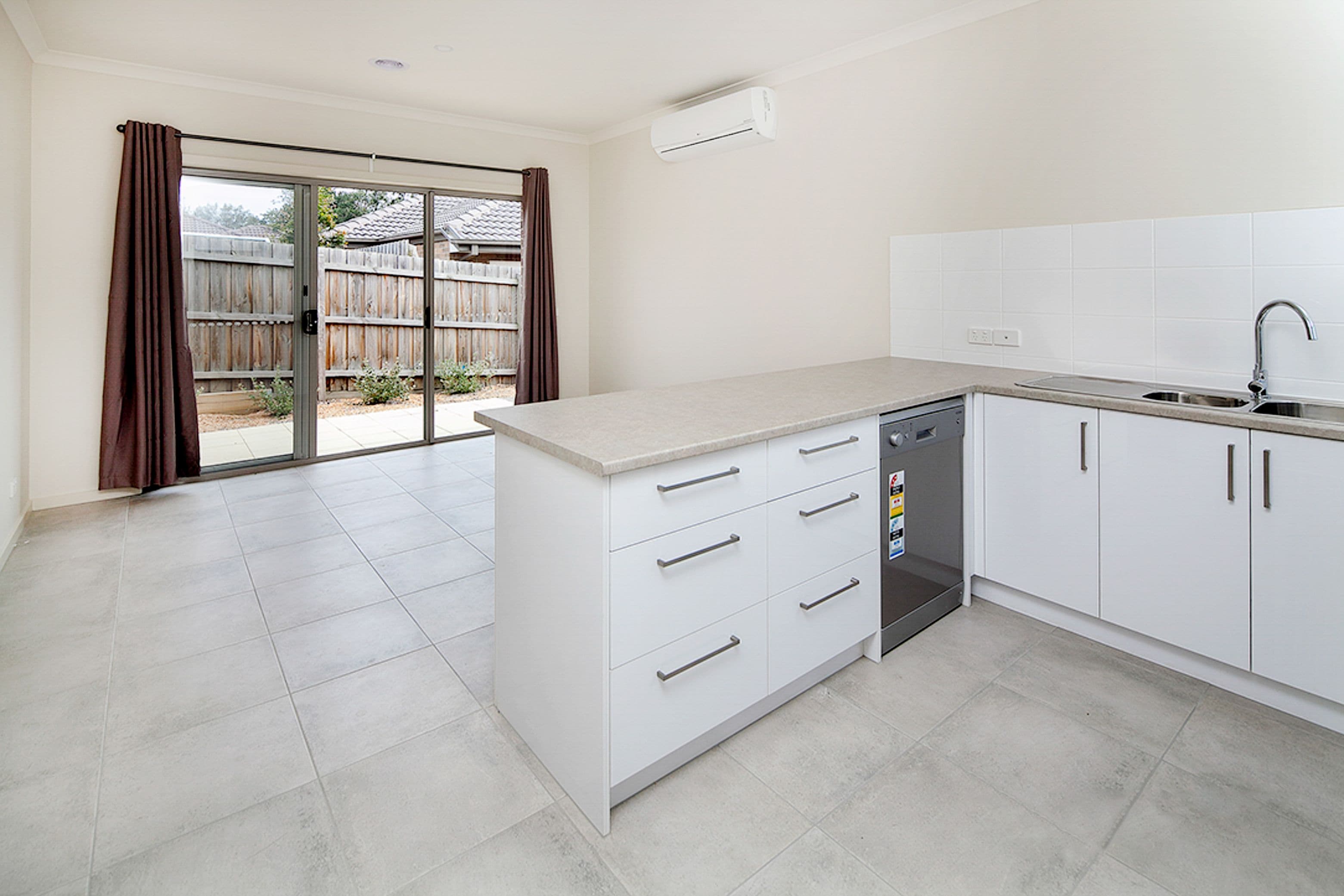 75 Cranbourne-Frankston Road, Langwarrin VIC 3910, Langwarrin - Thumbnail 7
